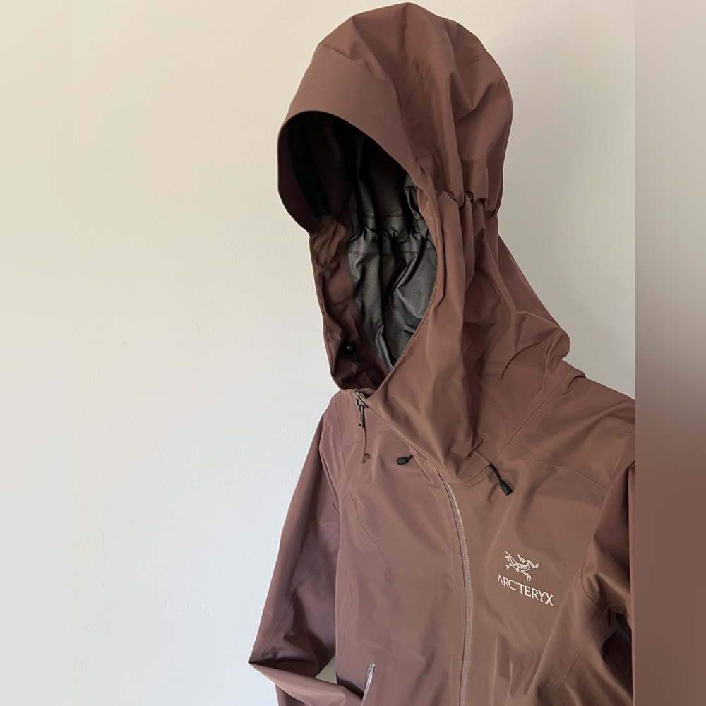 Arc’teryx Beta LT Jacket